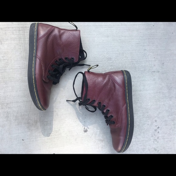 Dr.martens Women’s Leyton Boot - Picture 2 of 7